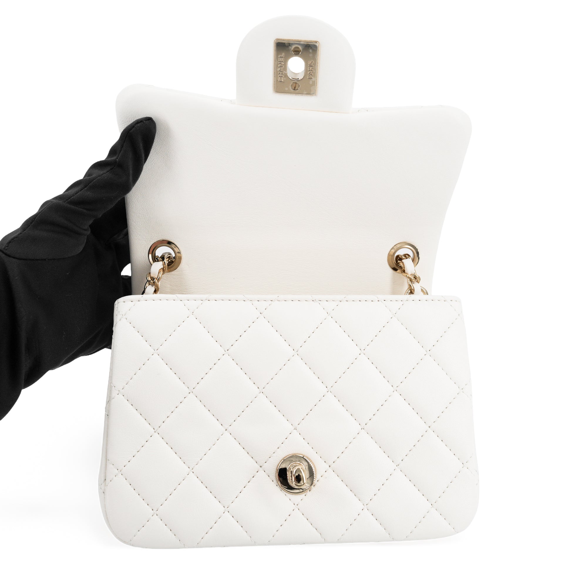 CHANEL ホワイト ミニバッグ CHANEL 23C White Lambskin Mini Square Flap Bag Pearl Crush / Gold