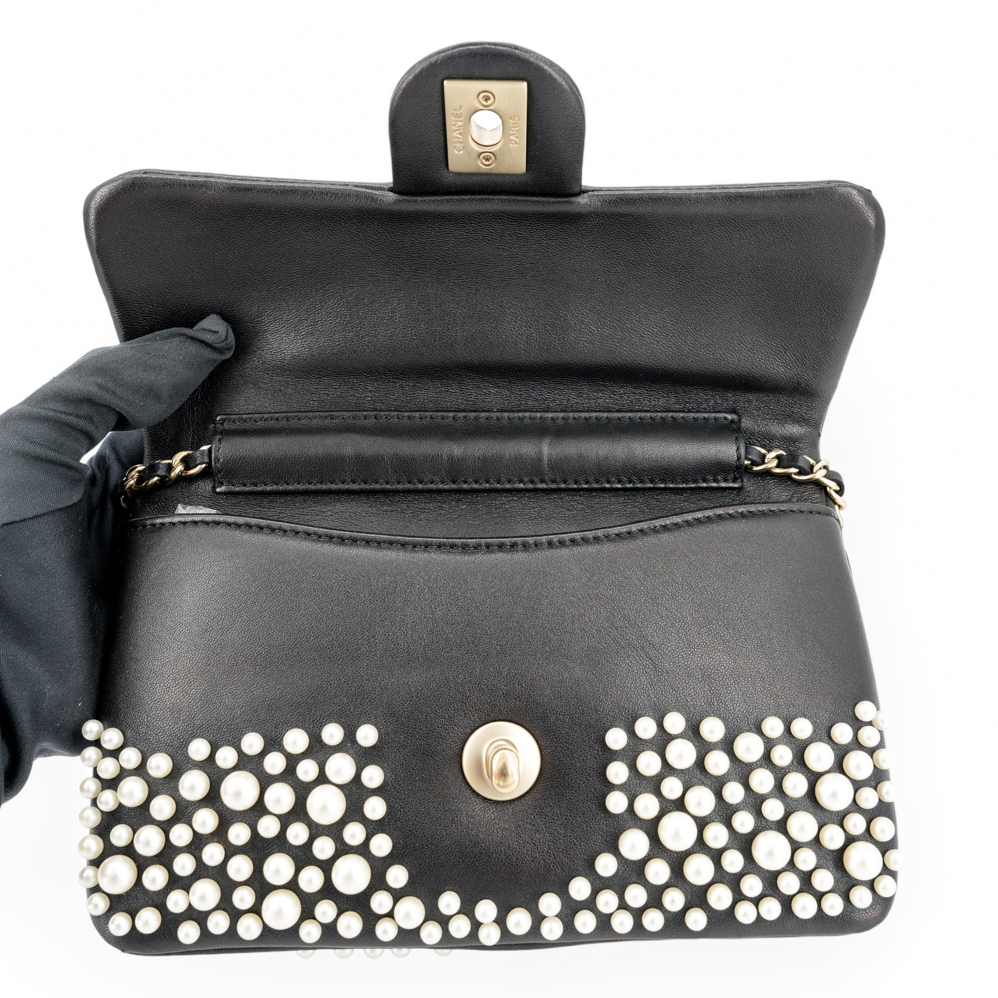 CHANEL 15C Paris-Dubai Black and White Pearl Mini Flap Bag | Dearluxe
