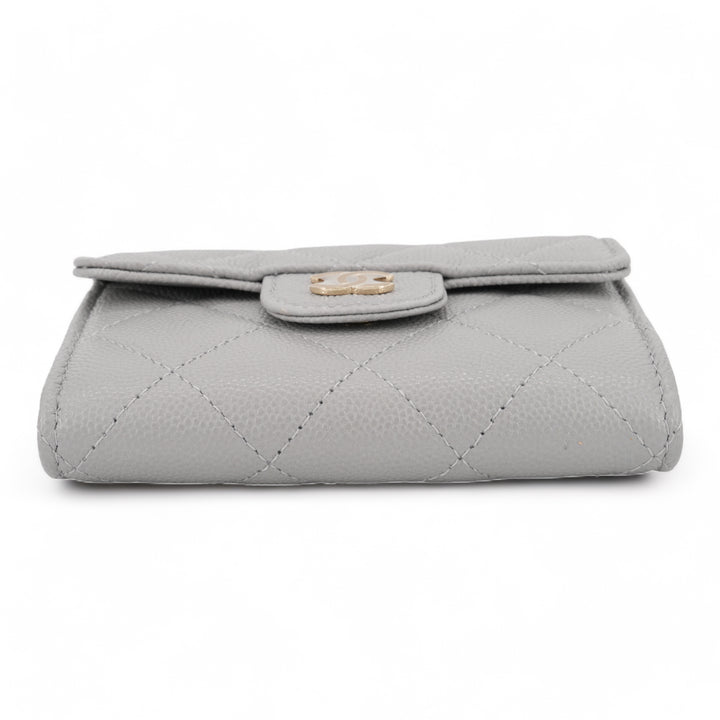 CHANEL Large Classic Card Holder in Light Grey Caviar - Dearluxe.com