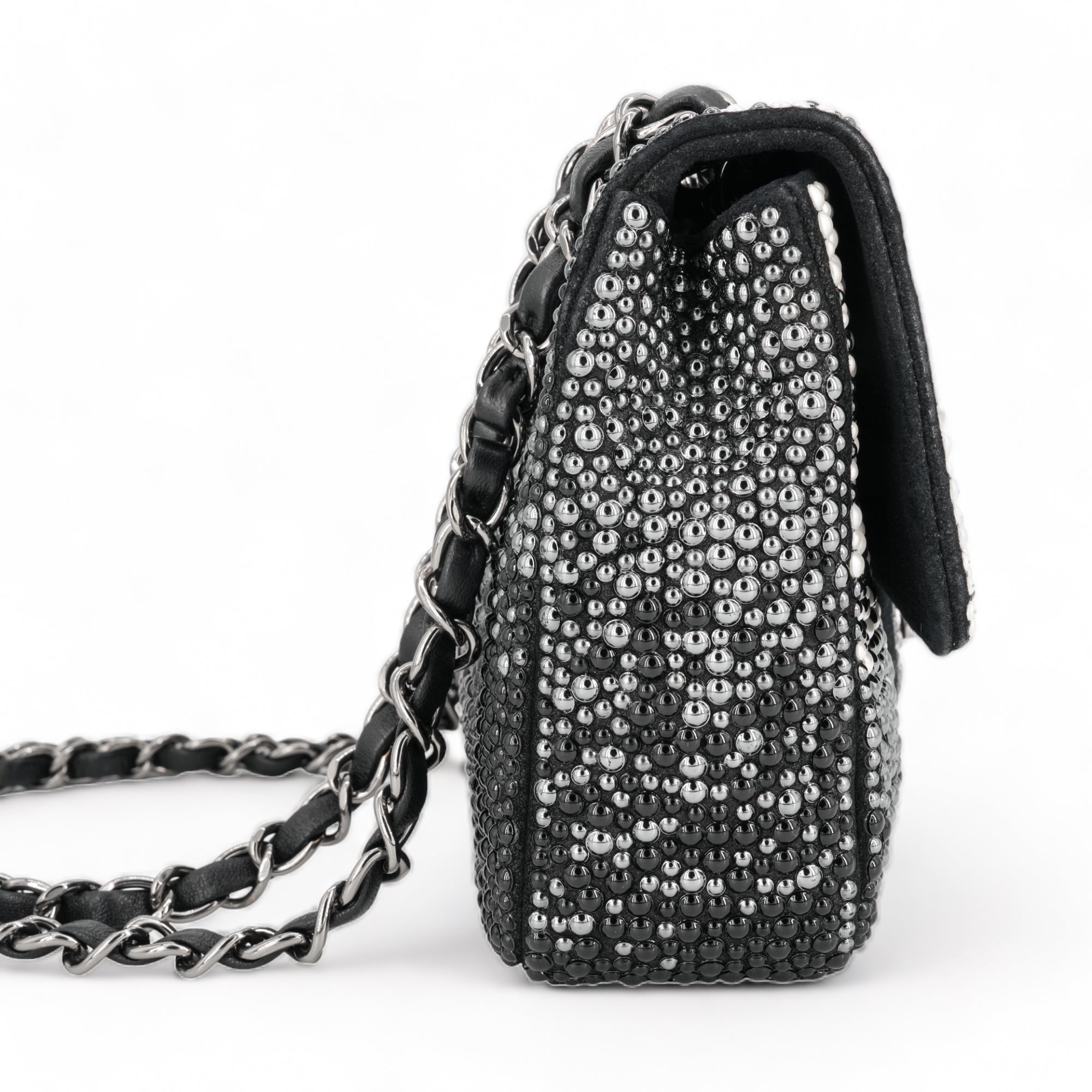 CHANEL Black and White Ombré Pearl Mini Flap Bag | Dearluxe CHANEL Black and White Ombré Pearl Mini Flap Bag | Dearluxe