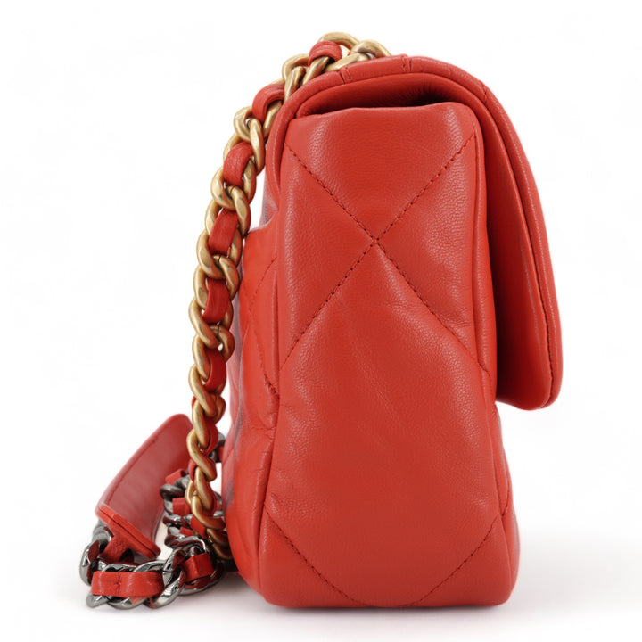 CHANEL CHANEL 19 Small Flap Bag in Red Lambskin - Dearluxe.com