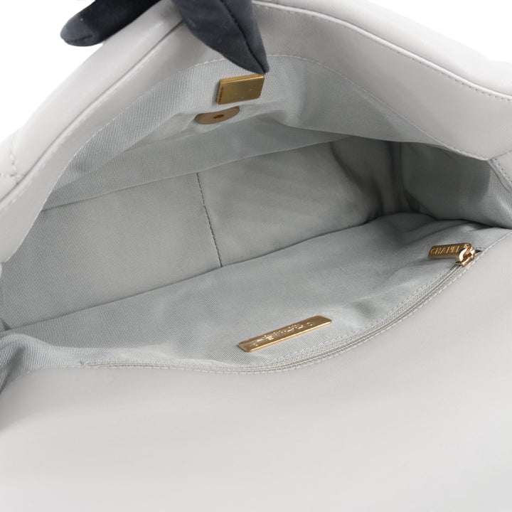 CHANEL CHANEL 19 Medium Flap Bag in 21A Grey Lambskin - Dearluxe.com