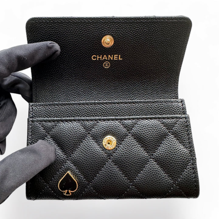 chanel caviar quilted card holder