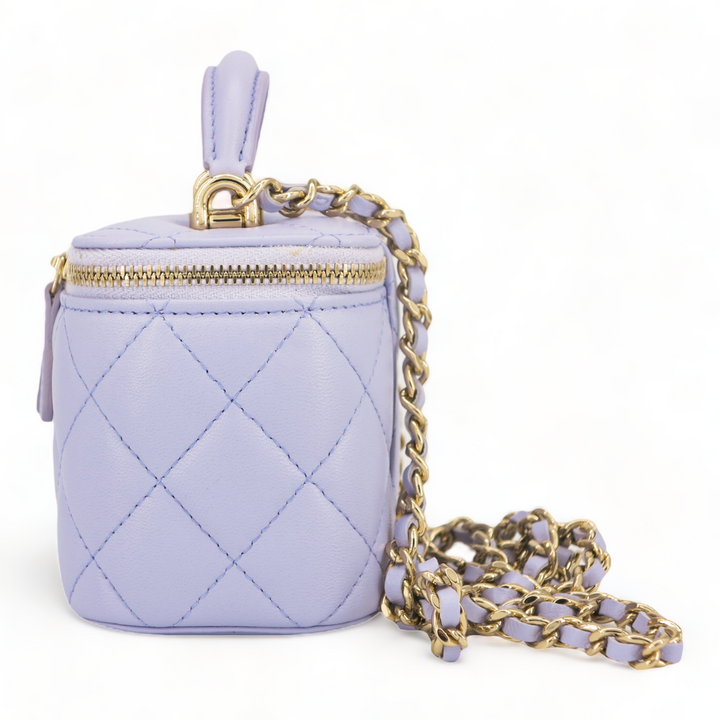 CHANEL Mini Vanity Case with Top Handle in 21K Lilac Lambskin
