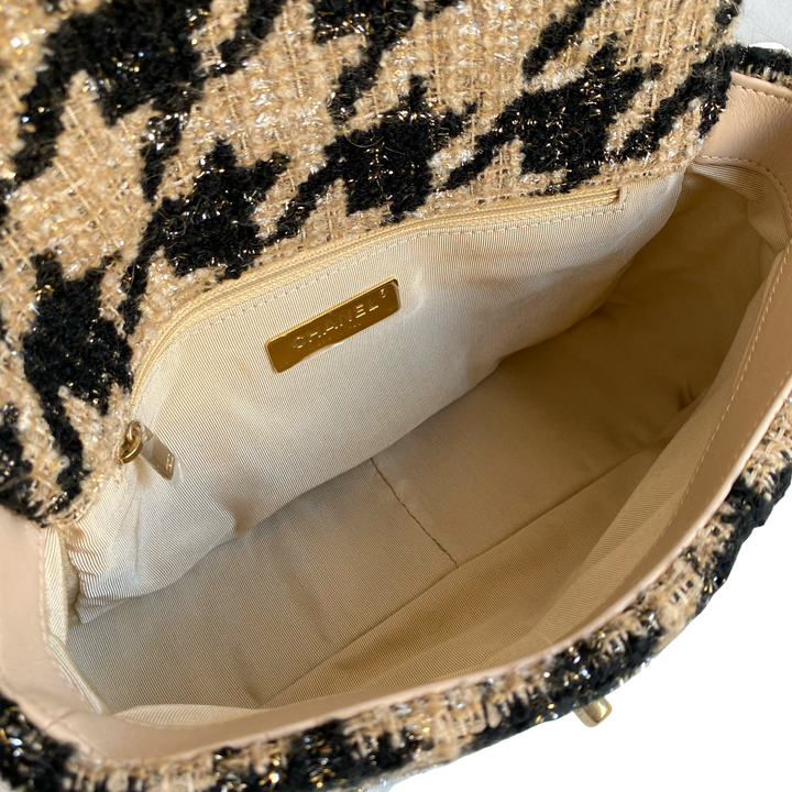 CHANEL CHANEL 19 Small Flap Bag in 19K Beige Houndstooth Tweed