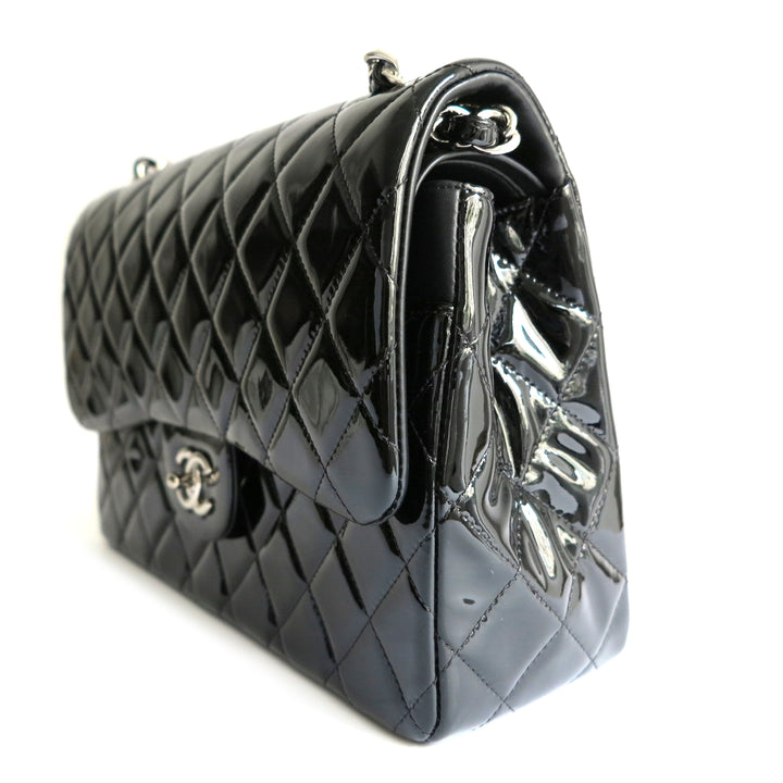 CHANEL Jumbo Classic Double Flap Bag in Black Patent Leather – Dearluxe