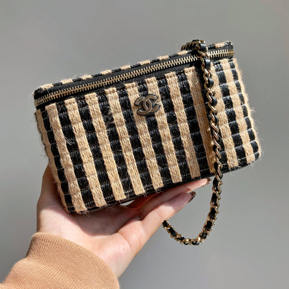 Chanel raffia vanity bag Clearance