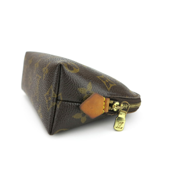 LOUIS VUITTON Monogram Patches Cosmetic Pouch PM 1324983