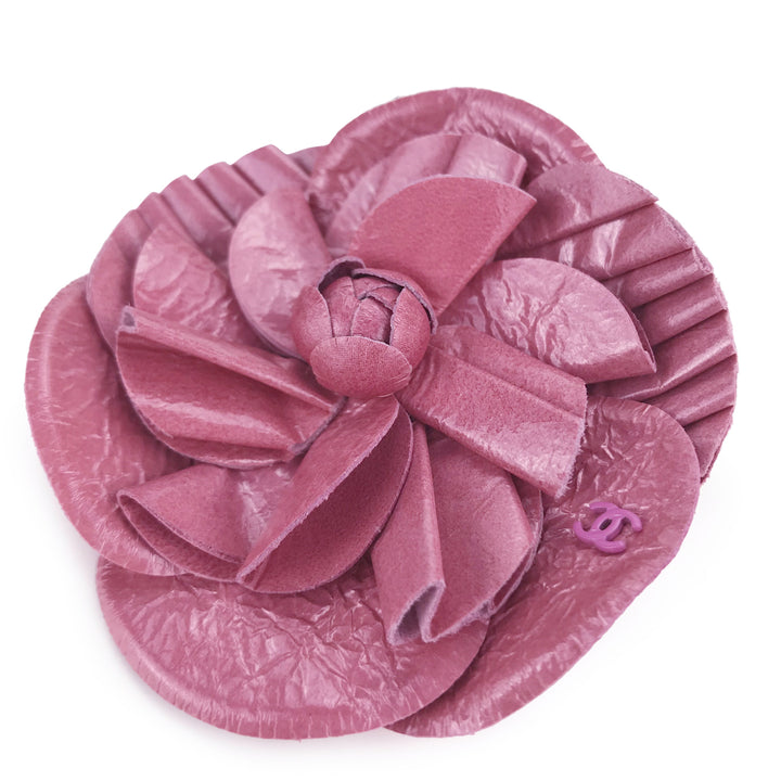 CHANEL Camillia Brooch in Pink Patent Leather - Dearluxe.com