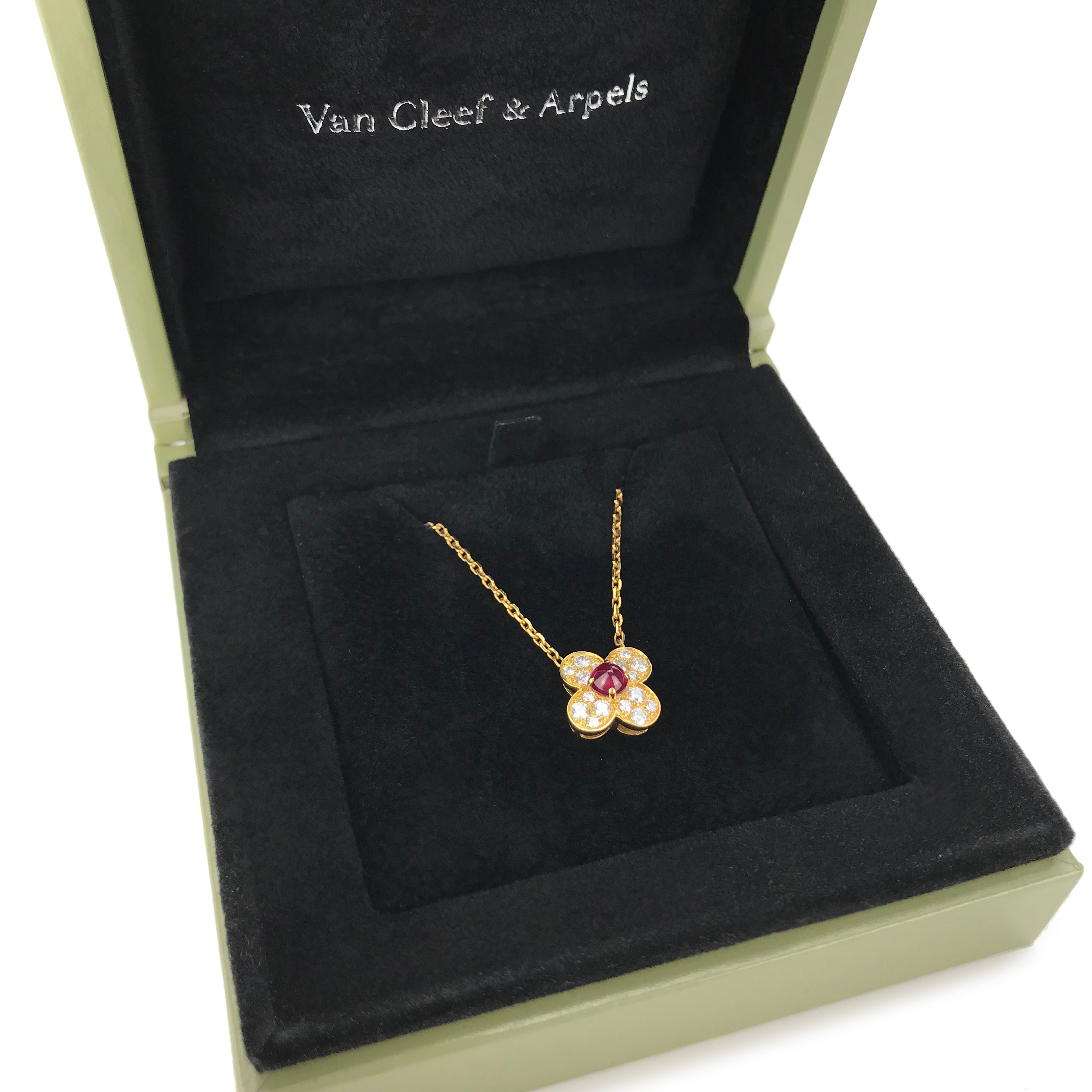 VAN CLEEF & ARPELS Trefle Alhambra Diamond Ruby Necklace in 18k Yellow ...