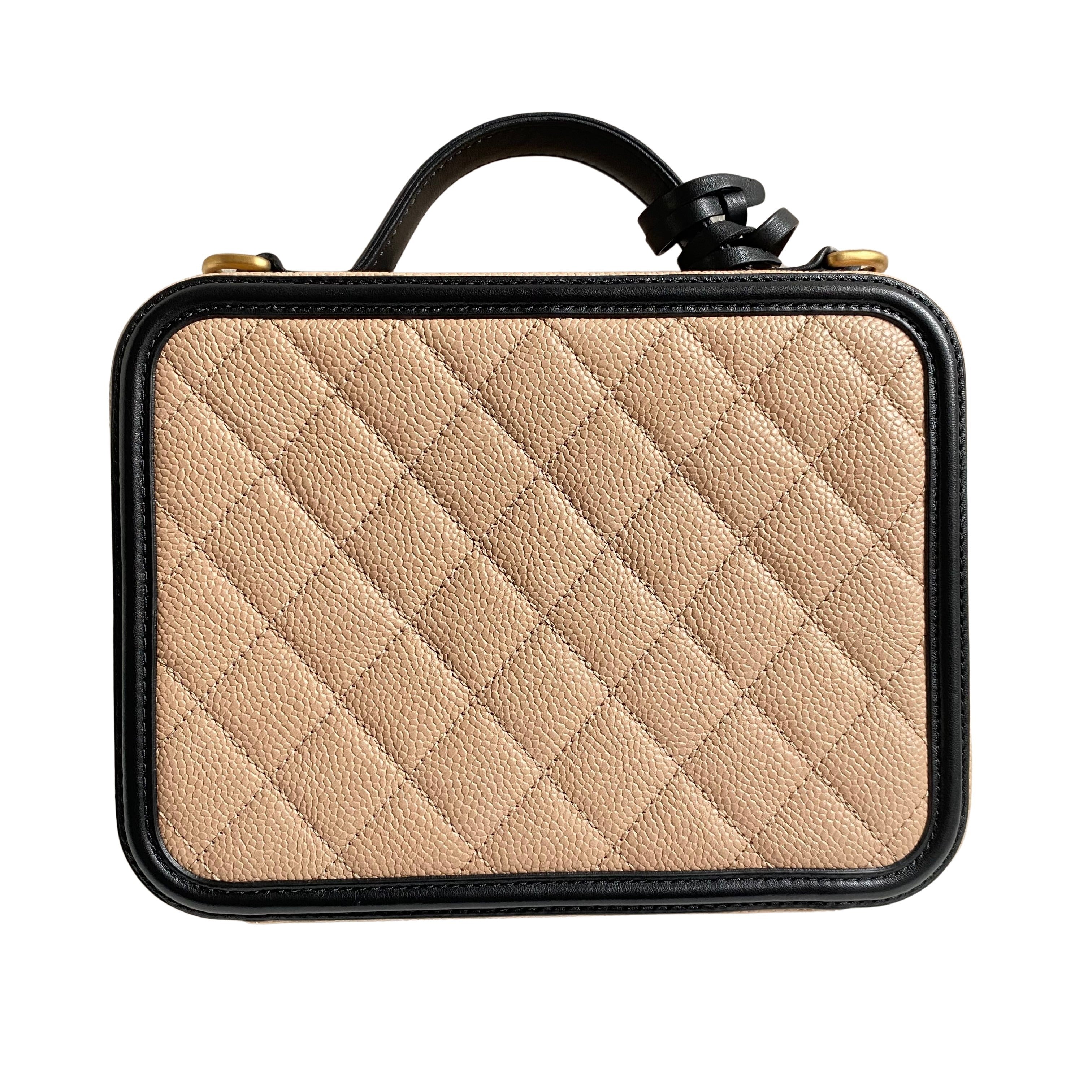 Chanel vanity case hot sale beige black