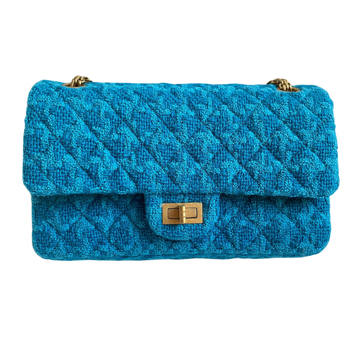 Chanel 2.55 Reissue Flap Bag Size 225 in Turquoise Houndstooth Tweed | Dearluxe