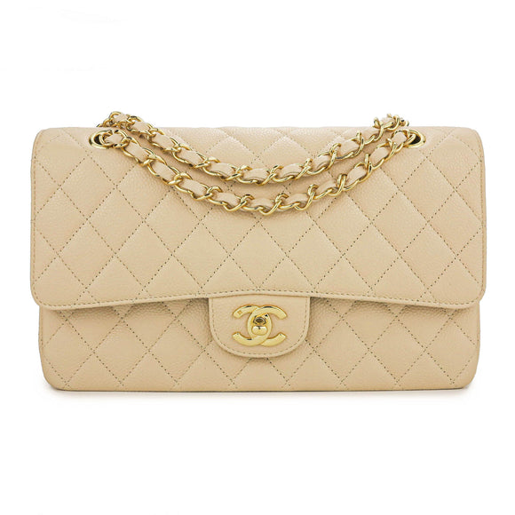 Evne Mansion følsomhed CHANEL Medium Classic Double Flap Bag in Beige Clair Lambskin | Dearluxe
