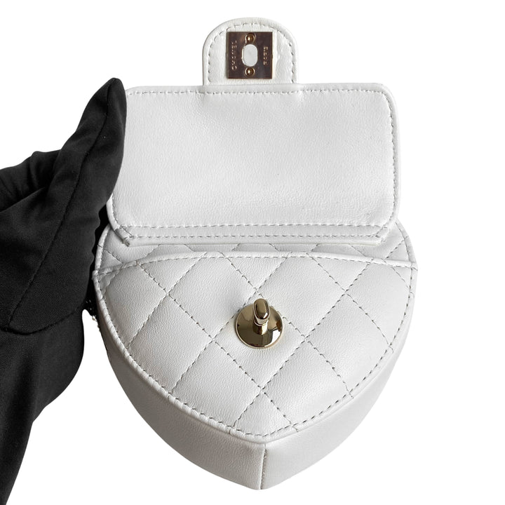 CHANEL 22S Heart Belt Bag in White Lambskin - Dearluxe.com