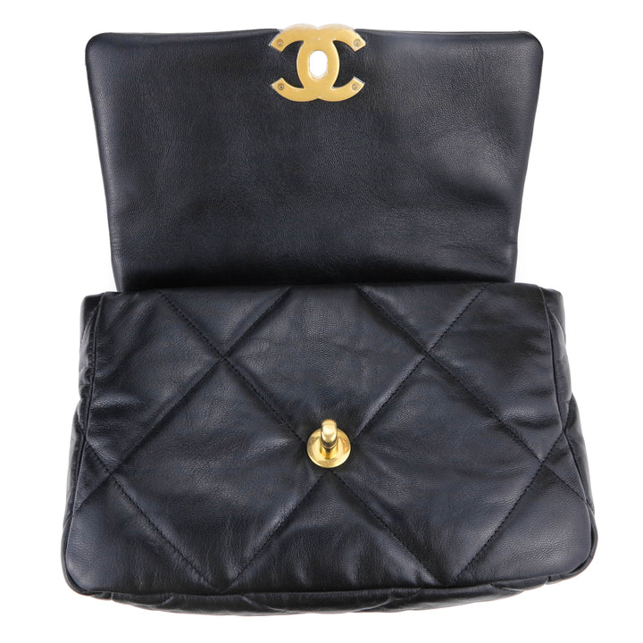 CHANEL CHANEL 19 Small Flap Bag in Black Goatskin - Dearluxe.com
