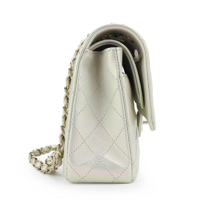 CHANEL Medium Classic Double Flap Bag in 20B Iridescent Ivory Lambskin - Dearluxe.com