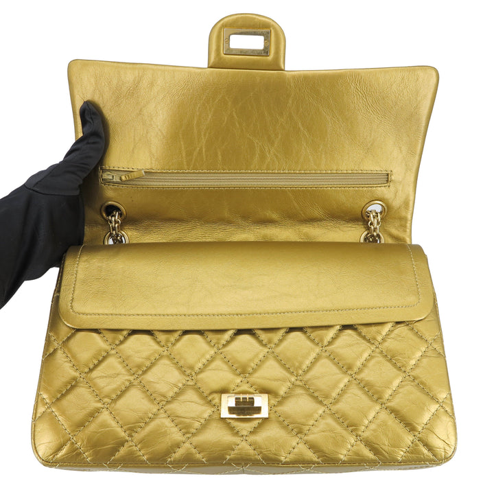 CHANEL 2.55 Reissue Flap Bag Size 226 in Gold Aged Calfskin
