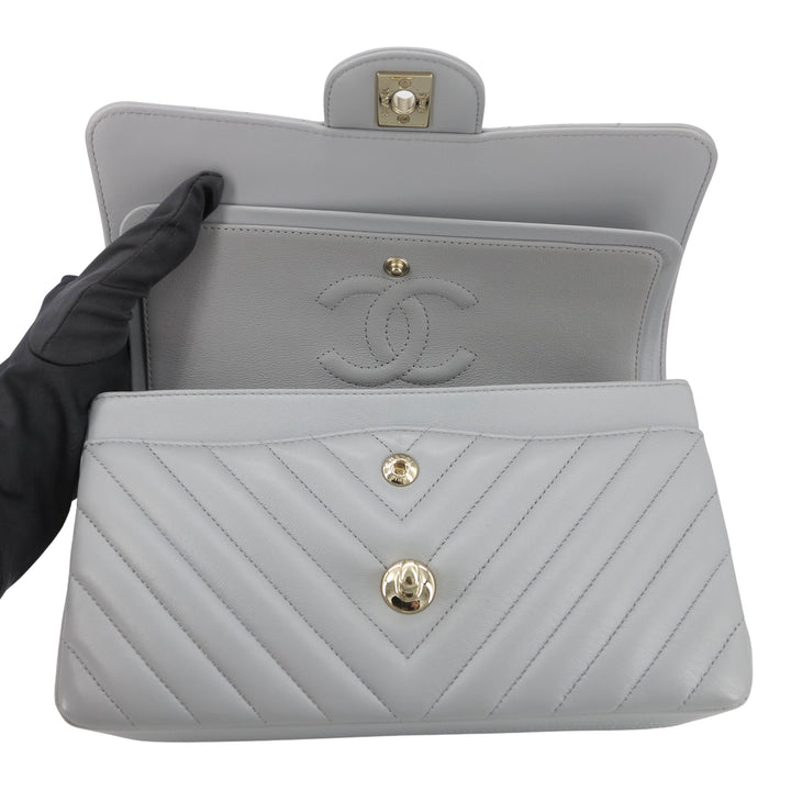 Rare Chanel Suede Chevron Mini Flap Bag – SFN