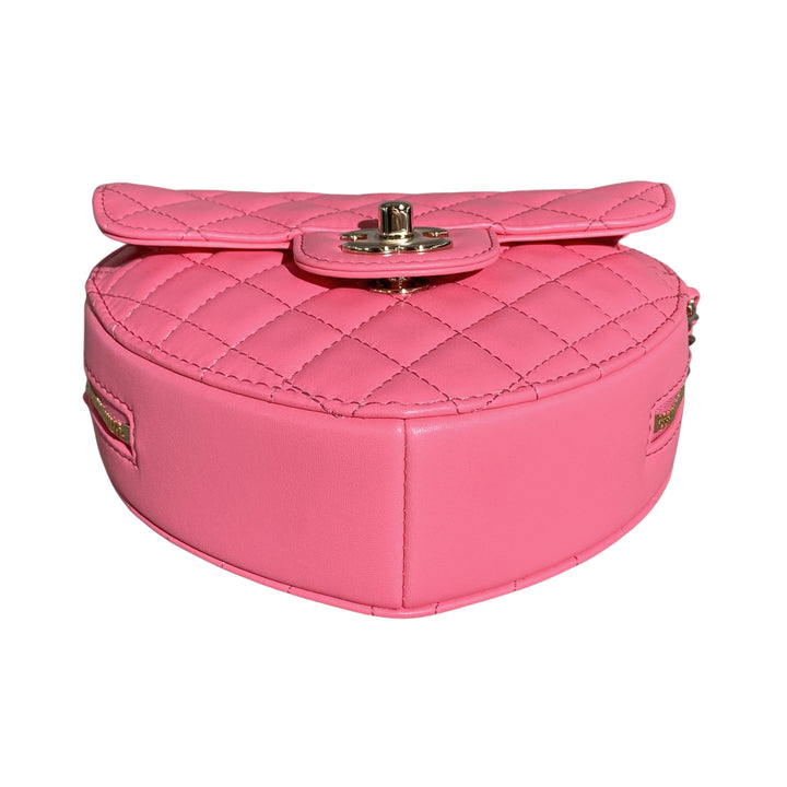CHANEL 22S Large Heart Bag in Pink Lambskin - Dearluxe.com