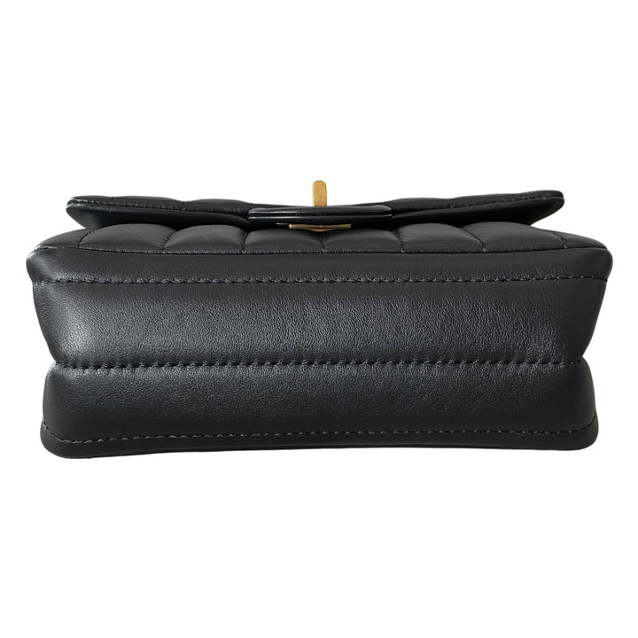 CHANEL Mini 2.55 Reissue Flap Bag Size 224 in Black Calfskin - Dearluxe.com