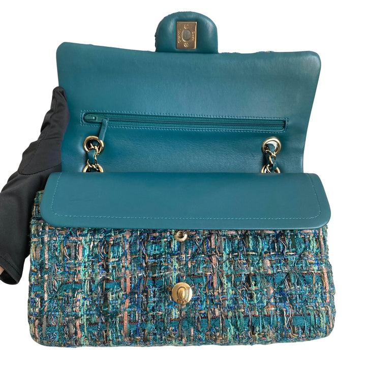 CHANEL 19A Ancient Egypt Turquoise Tweed Medium Classic Double Flap Bag - Dearluxe.com
